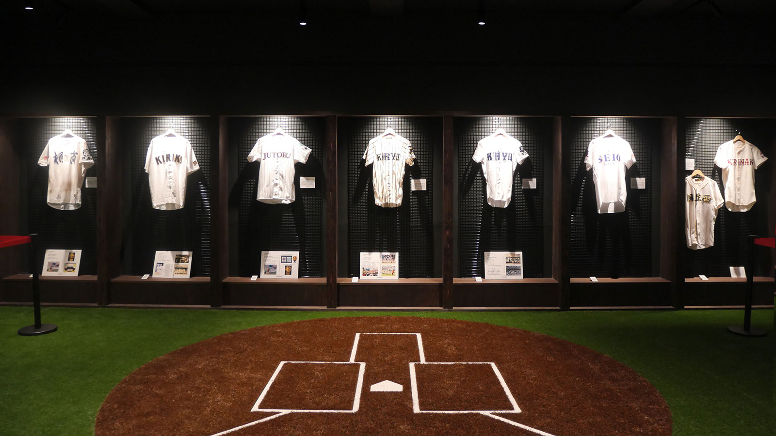 市内6高校のユニフォーム